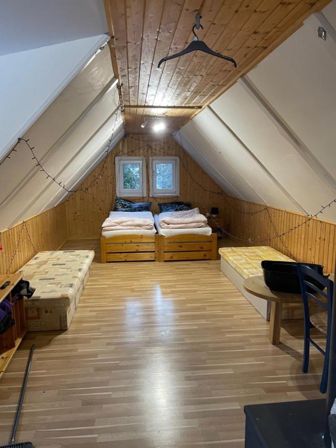 Chata Vevericka Oravská Lesná Buitenkant foto